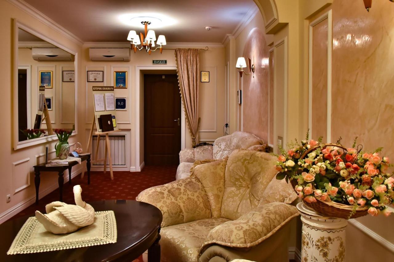 7 Sky Hotel Klinicheskaya Street Kyiv Exterior photo